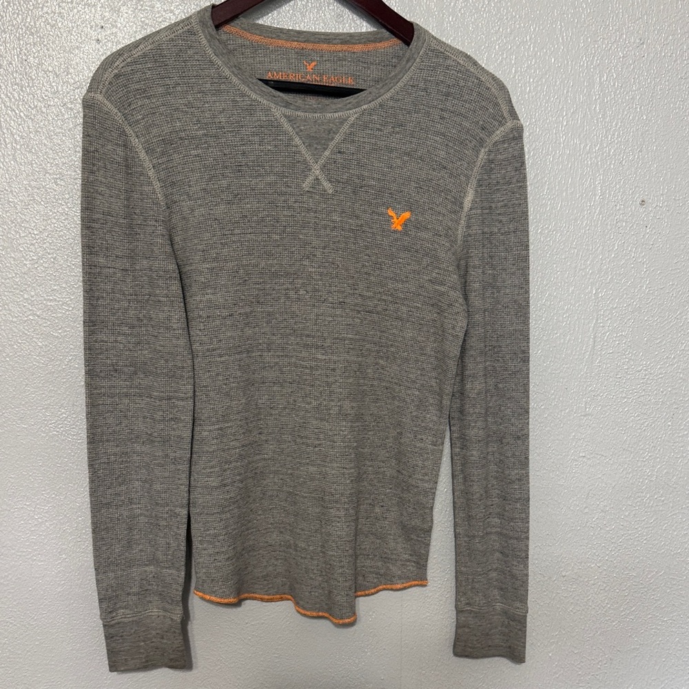 American Eagle Outfitters Gray Waffle Knit Thermal Long Sleeve Classic Fit Shirt